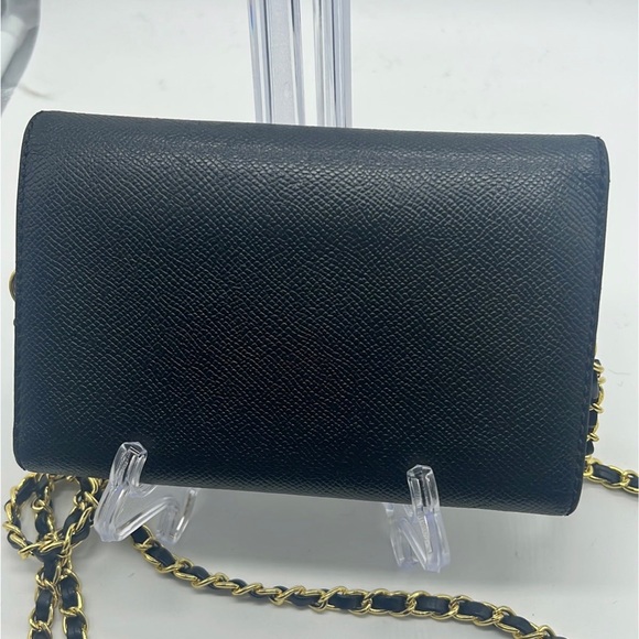 Chanel Bag - Picture 2 of 7